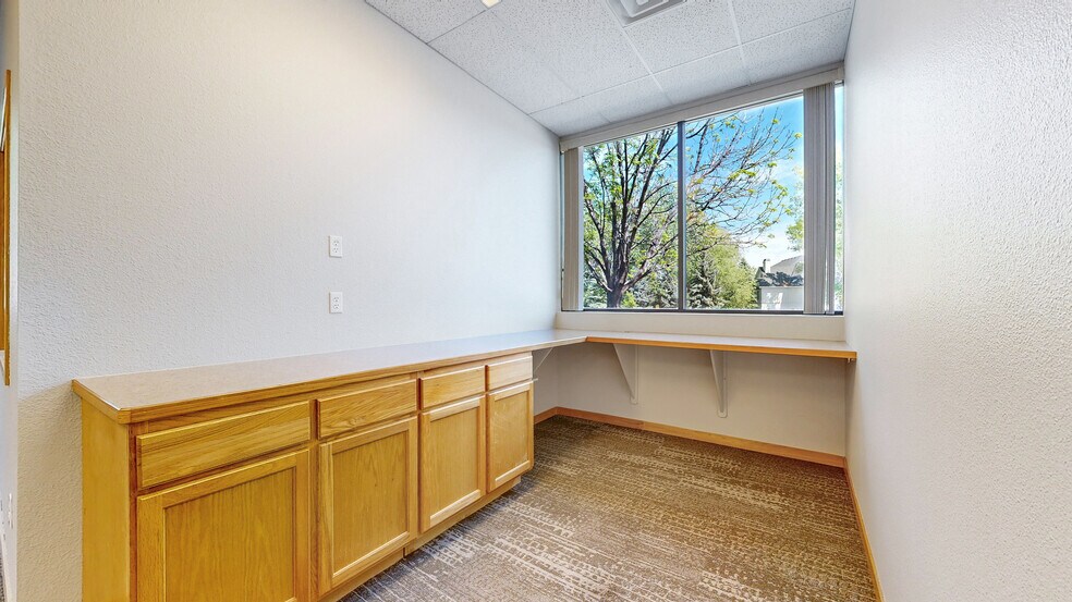 More Photos Of 2695 W Eisenhower Blvd, Loveland Office For Lease