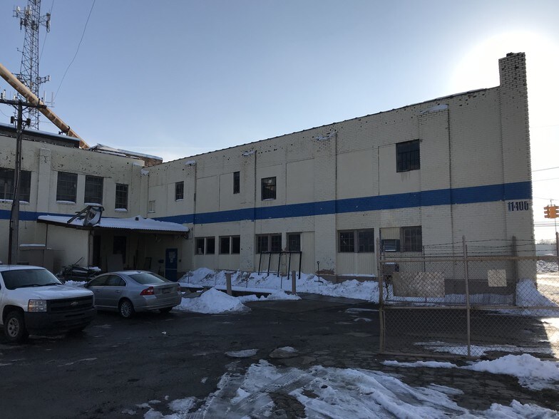 More Photos Of 11400 Shoemaker St, Detroit Warehouse For Lease