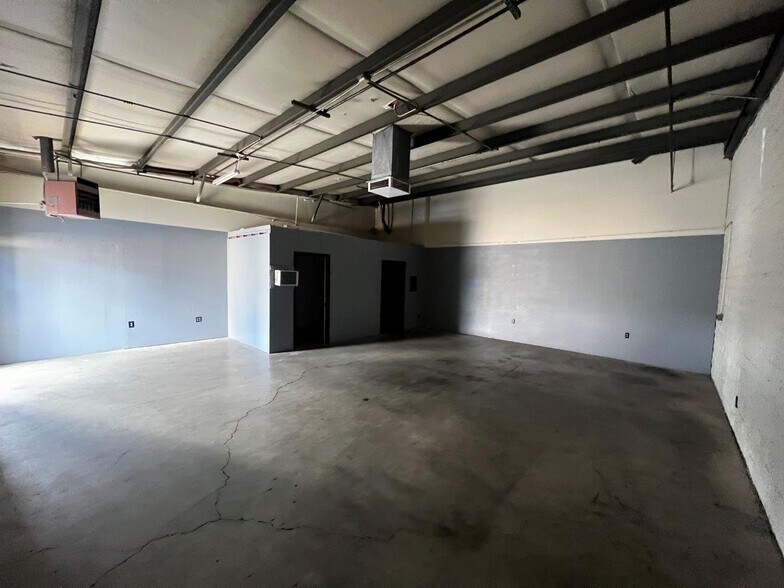 More Photos Of 1666 E Cypress Ave, Redding Office For Lease