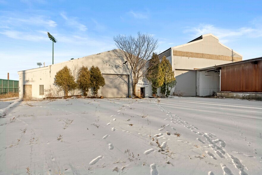 Primary Photo Of 4450 Euclid, East Chicago Warehouse For Sale