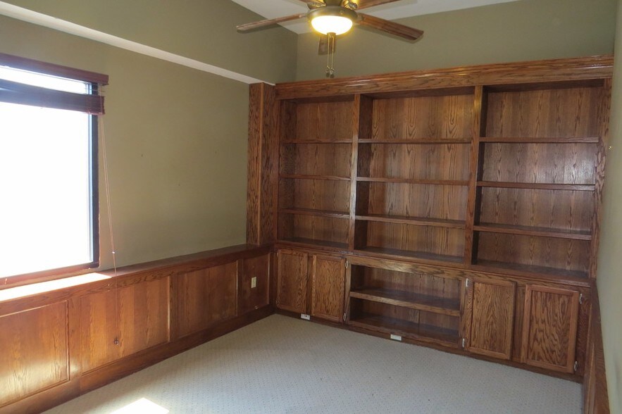 More Photos Of 7131-7139 Indianapolis Blvd, Hammond Medical For Lease