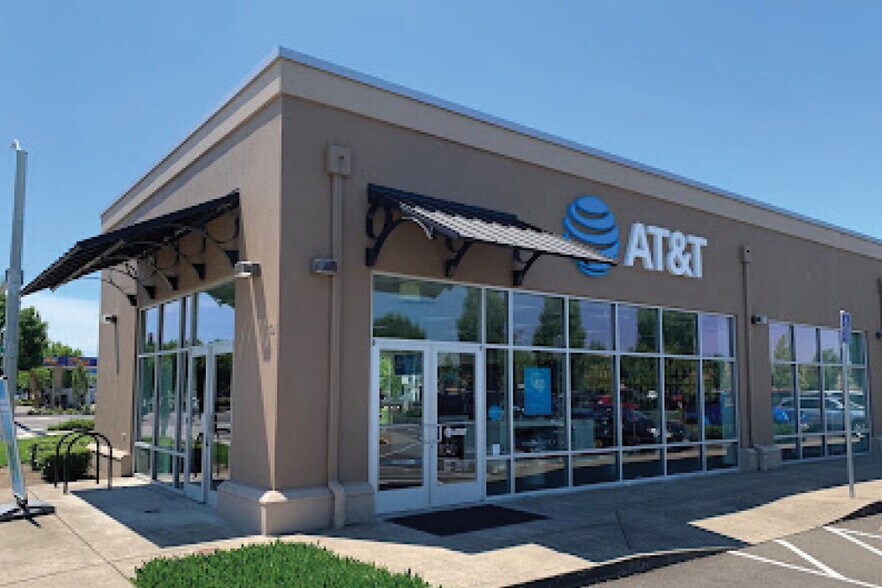 More Photos Of 3738 W 11th Ave, Eugene Service Station For Sale