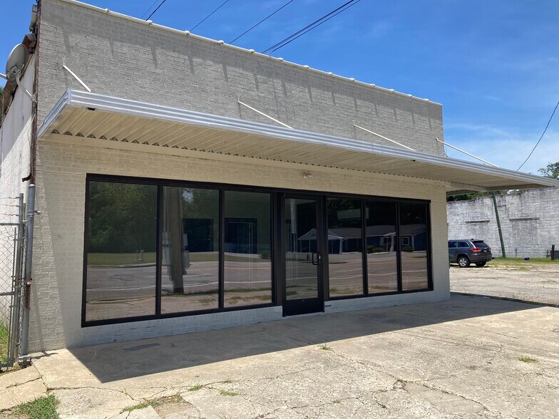 Primary Photo Of 112 S Parler Ave, Saint George Auto Repair For Sale