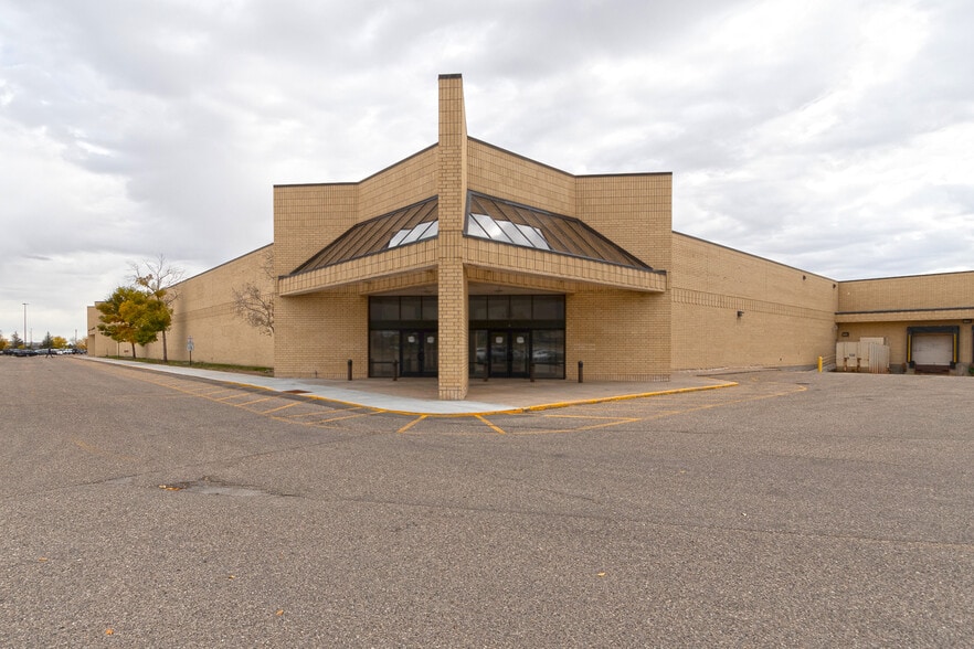 More Photos Of 1400 Dell Range Blvd, Cheyenne Unknown For Lease