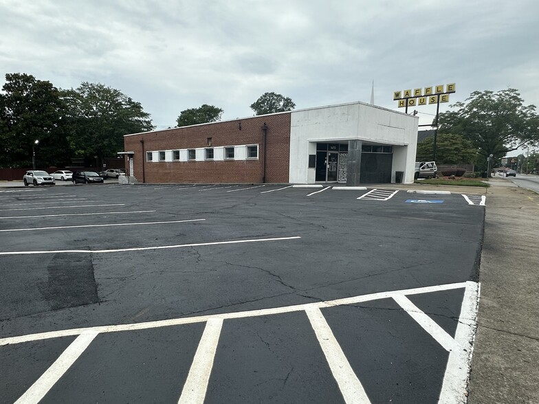 Primary Photo Of 1670 Washington Rd, Atlanta Office For Lease