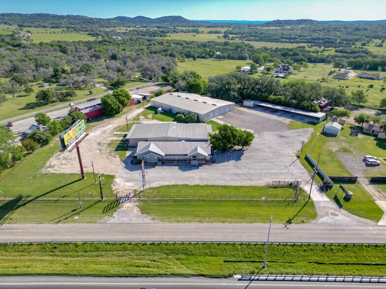 More Photos Of 40500 Interstate 10 W, Boerne Warehouse For Lease