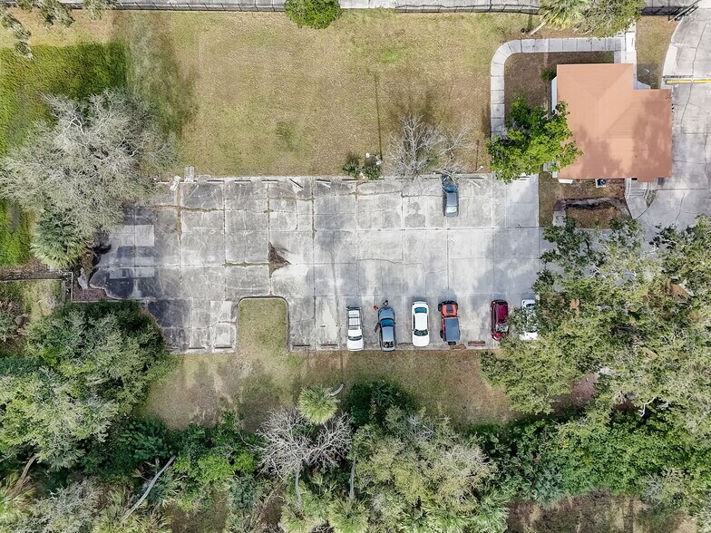 More Photos Of 404 S Ridgewood Ave, Daytona Beach Specialty For Sale