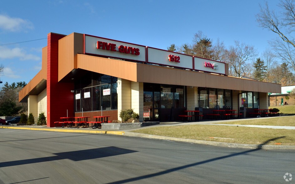 More Photos Of 1512 Western Ave, Albany Restaurant For Lease