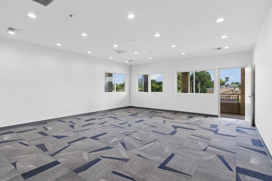 More Photos Of 11185 Roswell Ave, Pomona Warehouse For Lease