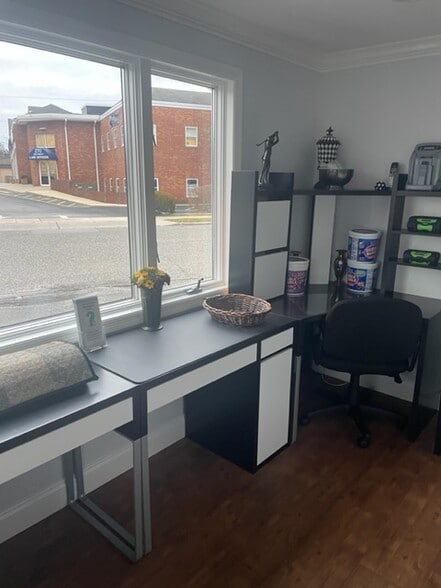 More Photos Of 280 W Main St, Sayville Office For Sale