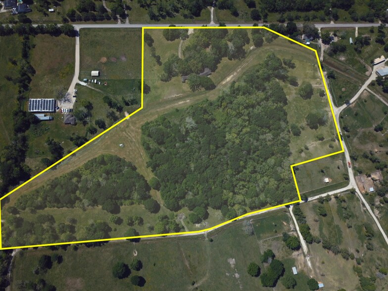 Primary Photo Of 629 County Road 133, Alvin Land For Sale