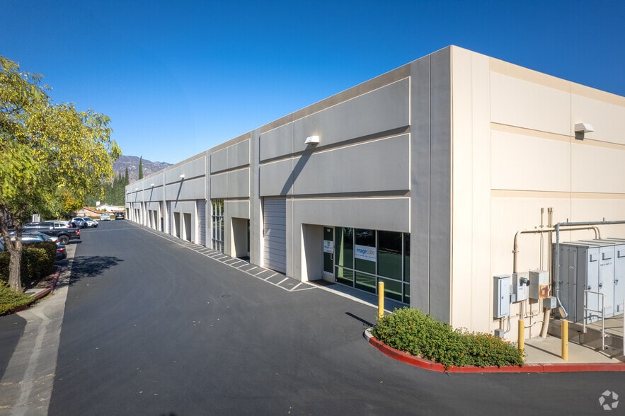 More Photos Of 15840 W Monte St, Sylmar Warehouse For Sale