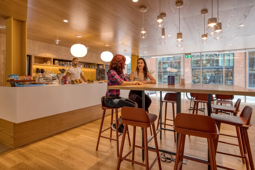 More Photos Of 77 Fulham Palace Rd, London Coworking Space