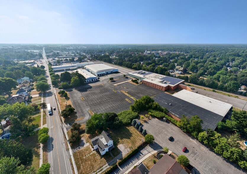 More Photos Of 231 East Ave, Albion Town Orleans Office For Lease