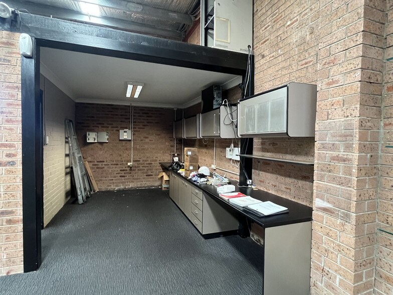 More Photos Of 123 Coreen Avenue, Penrith Warehouse For Lease