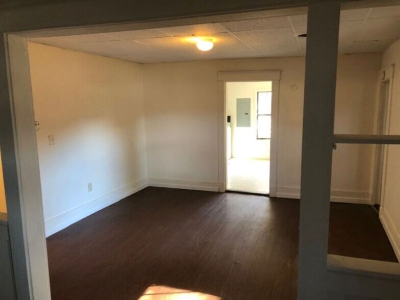 More Photos Of 1088 National St, Memphis Apartments For Sale