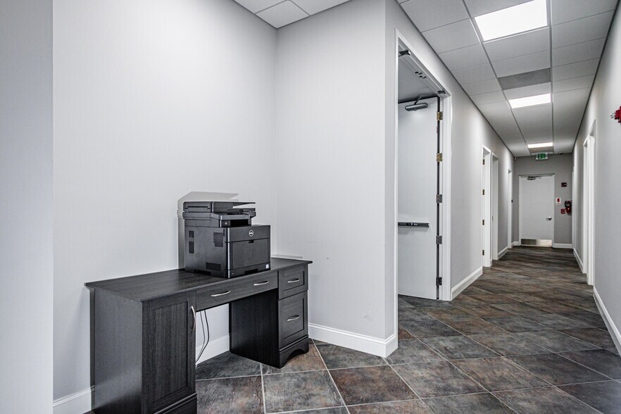 More Photos Of 4450 NW 126th Ave, Coral Springs Warehouse For Lease