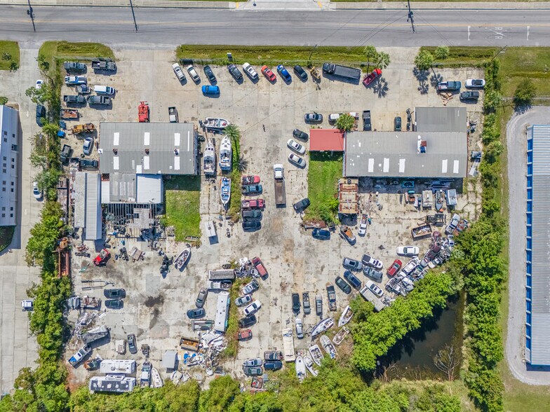 More Photos Of 1304 W 19th St, Panama City Auto Repair For Sale