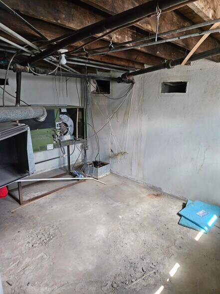 More Photos Of 1431 W Thatcher Blvd, Safford General Retail For Sale