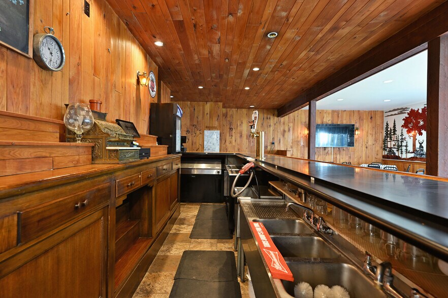 More Photos Of 23694 Clam Lake Rd, Clam Lake Restaurant For Sale