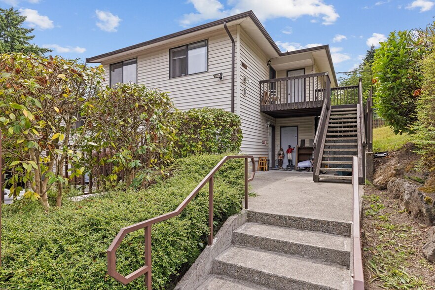 More Photos Of 13004 33rd Ave S, Tukwila Apartments For Sale