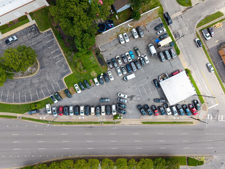 More Photos Of 5048 Virginia Beach Blvd, Virginia Beach Auto Dealership For Lease