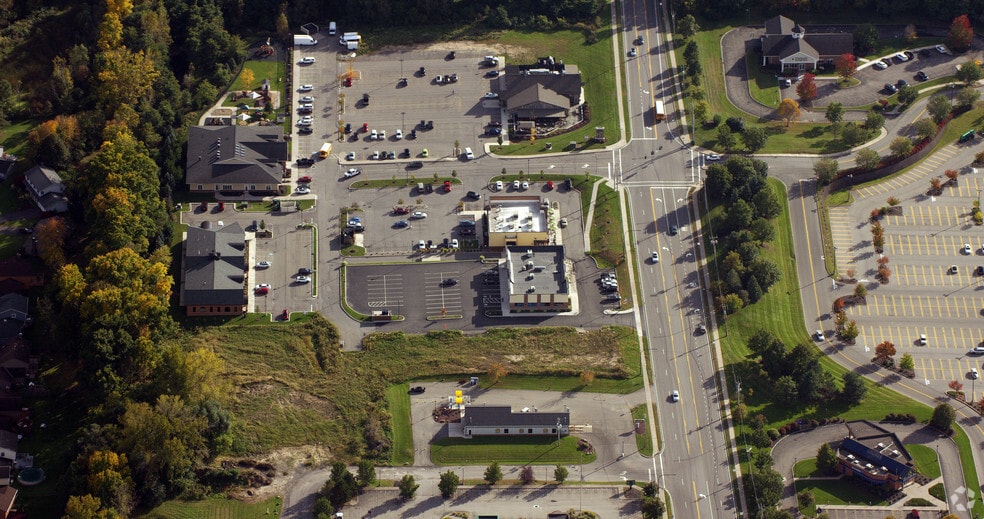 More Photos Of 2160 Fairport Nine Mile Point Rd, Penfield Unknown For Lease