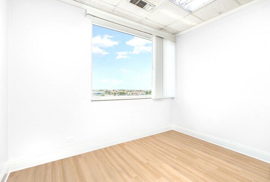 More Photos Of 1980 N Atlantic Ave, Cocoa Beach Medical For Lease