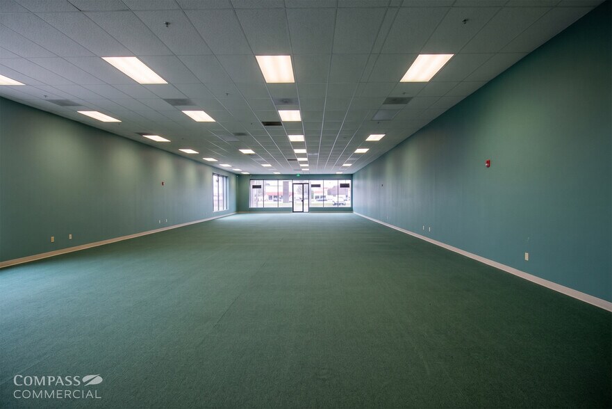 More Photos Of 63485 N Highway 97, Bend Storefront For Lease