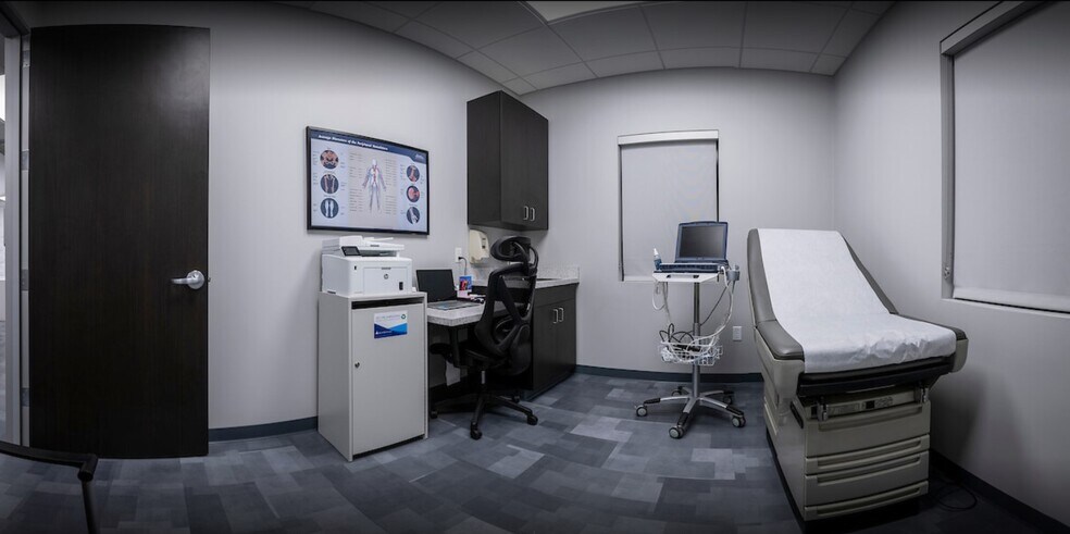 More Photos Of 9441 Huron St, Thornton Medical For Lease