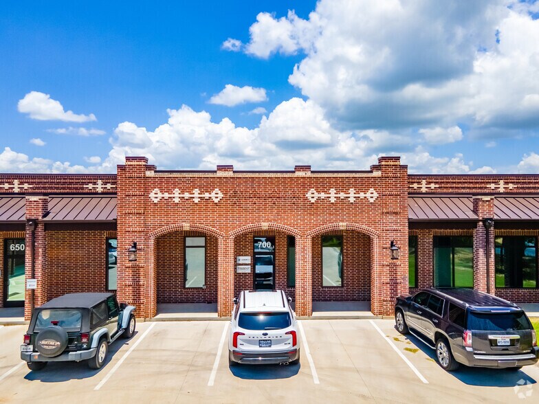 More Photos Of 3348 Peden Rd, Fort Worth Office Residential For Lease