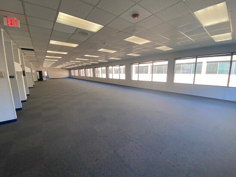 More Photos Of 4025 University Pky, Winston-Salem Unknown For Lease