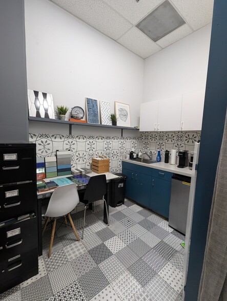 More Photos Of 3370 N San Fernando Rd, Los Angeles Service For Lease