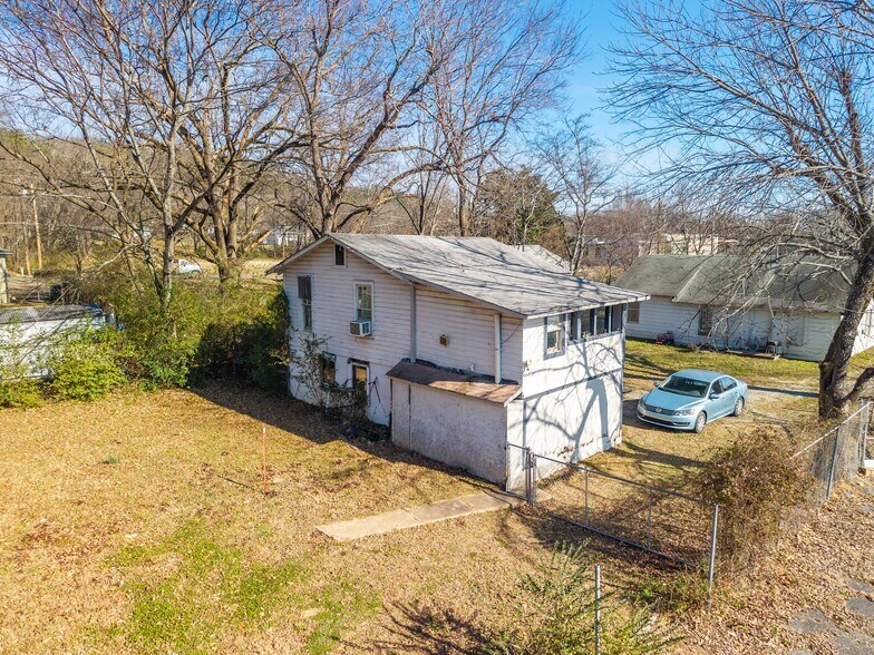 More Photos Of 606 Albert Pike Rd, Hot Springs National Park Freestanding For Sale