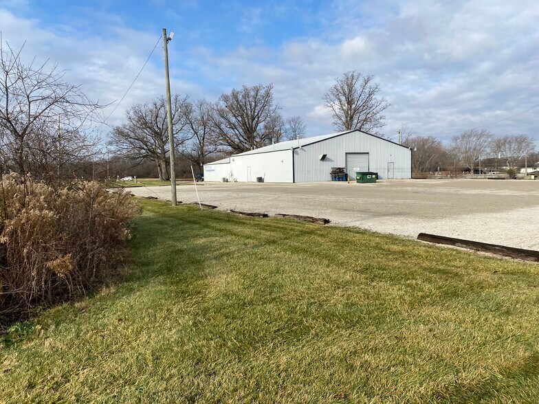 More Photos Of 6930 SR 67 Hwy, Muncie Light Distribution For Sale