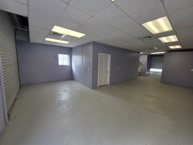 More Photos Of 30364 Quail Roost Trl, Big Pine Key Light Distribution For Lease