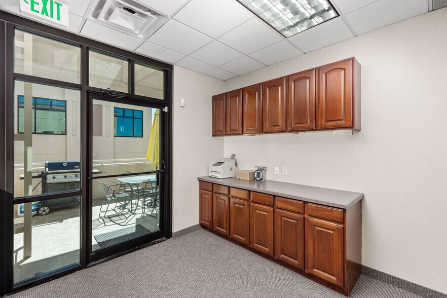More Photos Of 9226 Teddy Ln, Lone Tree Office For Lease