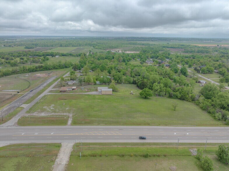 More Photos Of 18001 23rd, Harrah Land For Sale