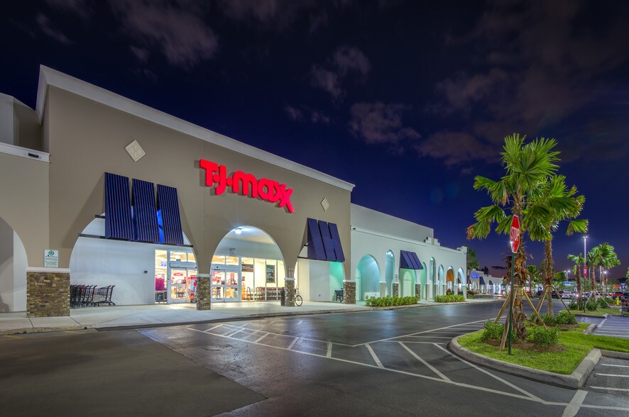 More Photos Of 3660-4060 W Hillsboro Blvd, Deerfield Beach Storefront For Lease