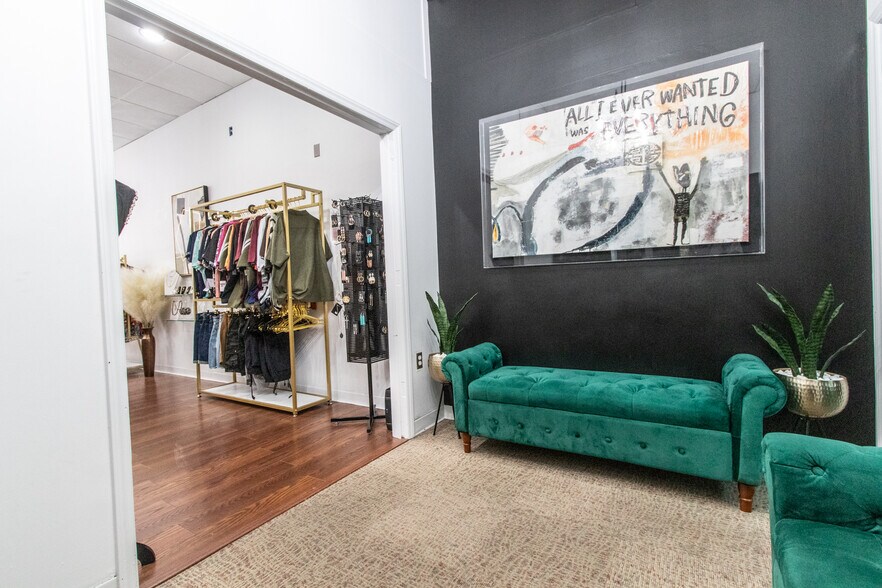 More Photos Of 208 N Main St, Blacksburg General Retail For Sale