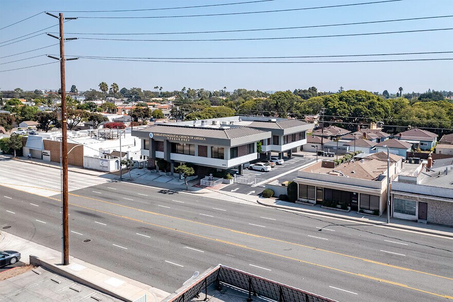 More Photos Of 1500 Crenshaw Blvd, Torrance Medical For Lease