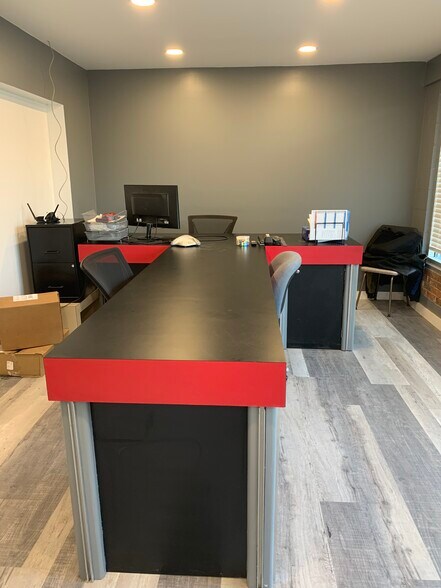 More Photos Of 9313 N Dort Hwy, Mount Morris General Retail For Sale