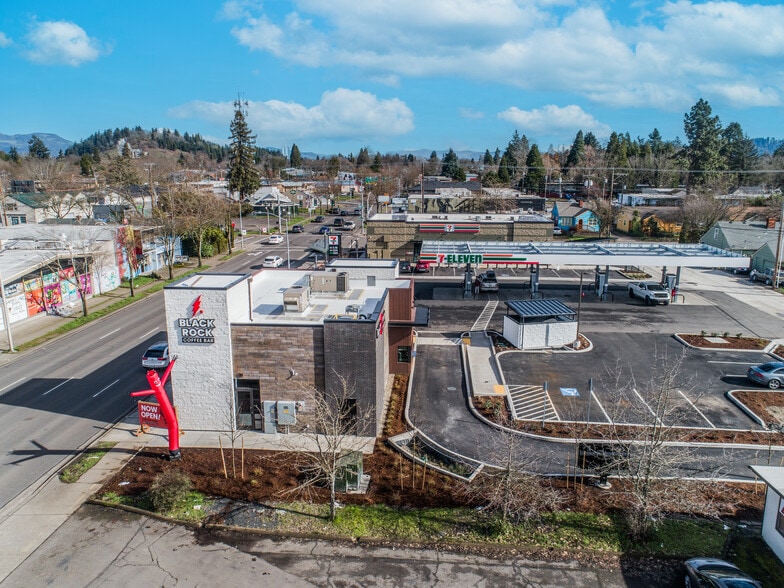 More Photos Of 1320 W 7th Ave, Eugene Convenience Store For Sale