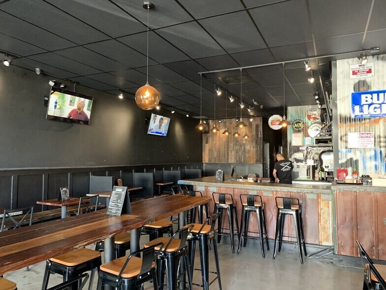 More Photos Of 108 W 3rd St, Long Beach Restaurant For Sale