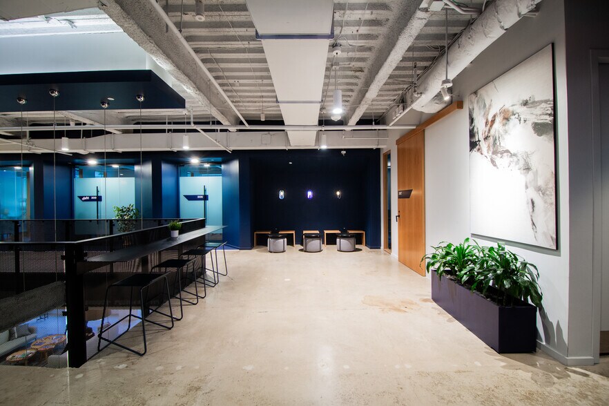 More Photos Of 750 N Saint Paul St, Dallas Office Residential For Lease