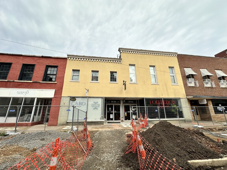 Primary Photo Of 37 Union St S, Concord Storefront Retail Office For Sale