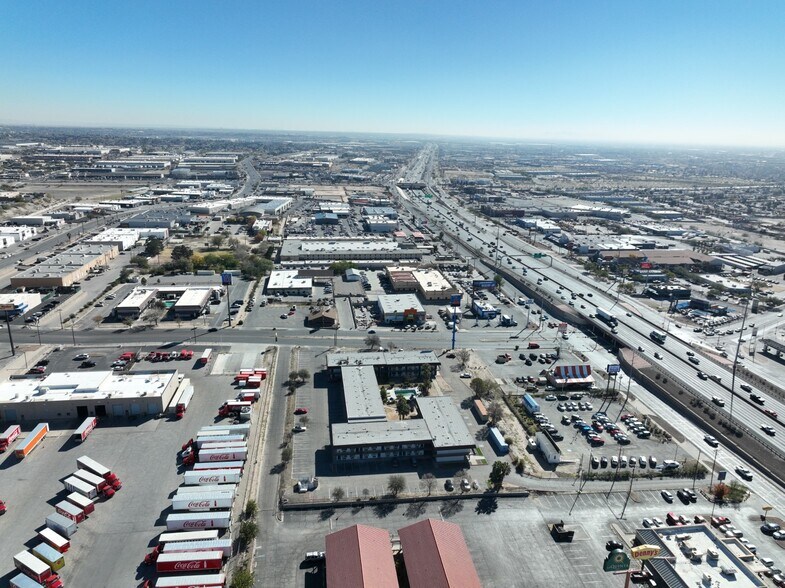 More Photos Of 11049 W Gateway Blvd, El Paso Hotel For Sale