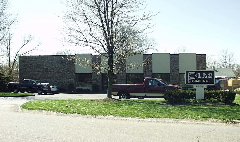 More Photos Of 8805 Lancaster Ave, Cincinnati Manufacturing For Sale