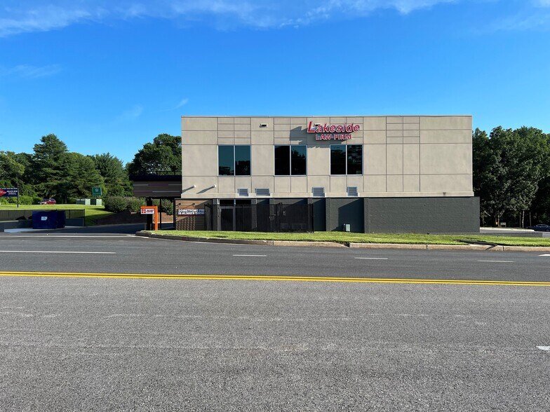 More Photos Of 9200 Old Annapolis Rd, Columbia Storefront Retail Office For Lease