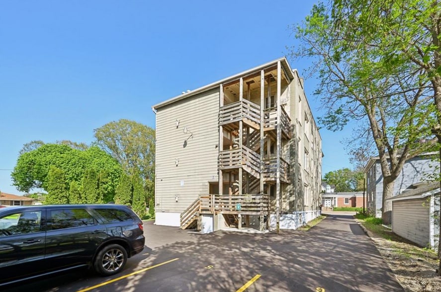 More Photos Of 108 N Main St, Edgerton Apartments For Sale